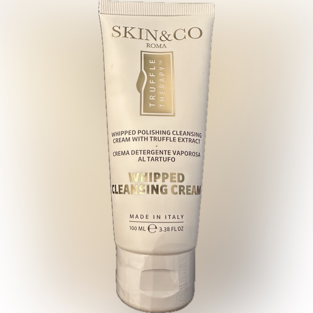 Skin&Co Roma Whipped Cleansing Cream - White